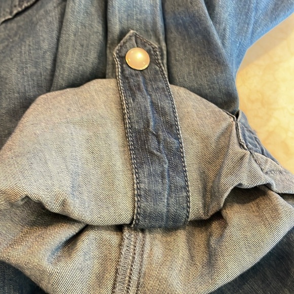 Boutique Plus, Woman’s Denim Button Down Shirt, Sz OX - Picture 7 of 7
